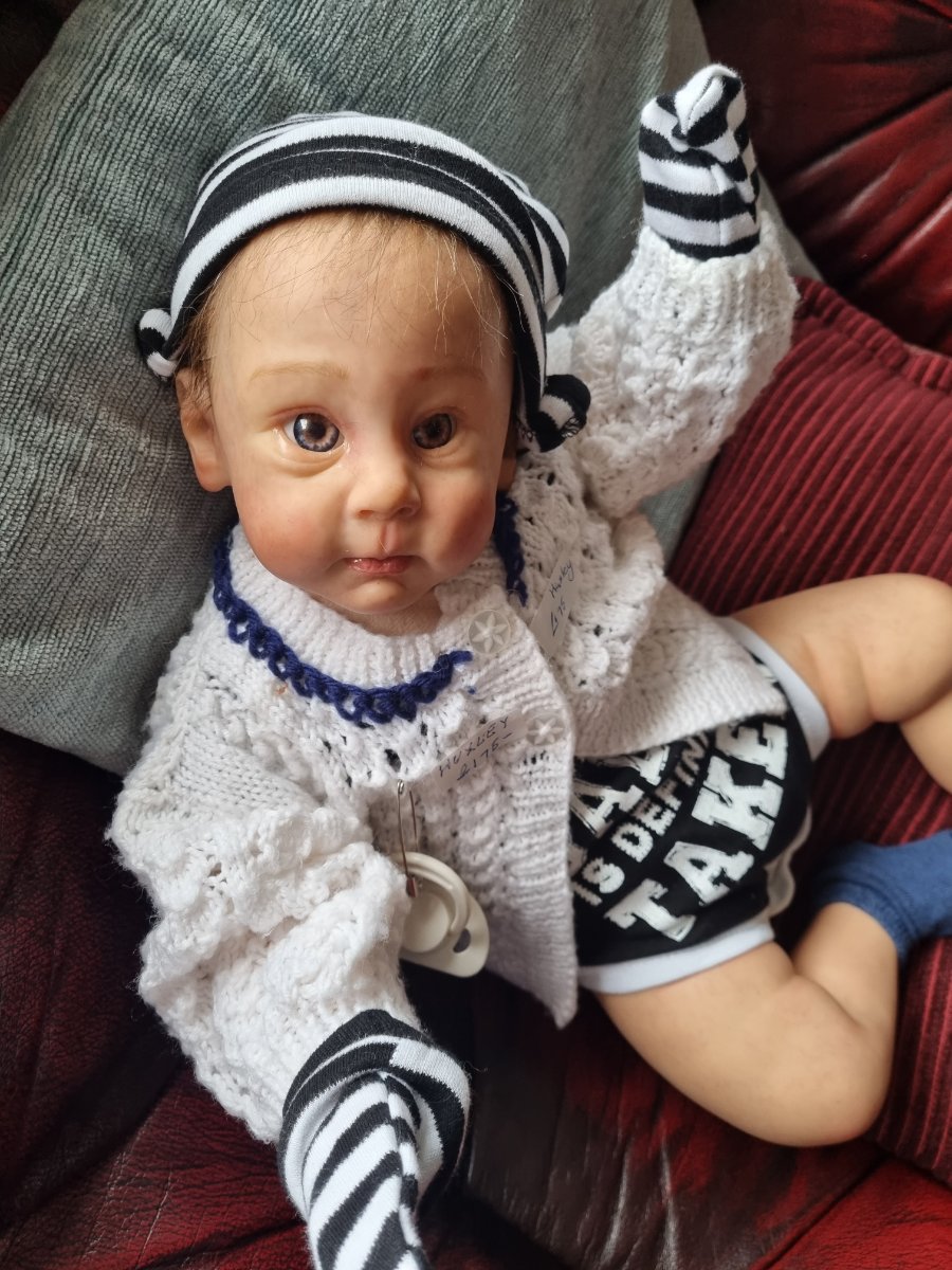Handcrafted reborn doll - HUXLEY by Andrea Arcello 